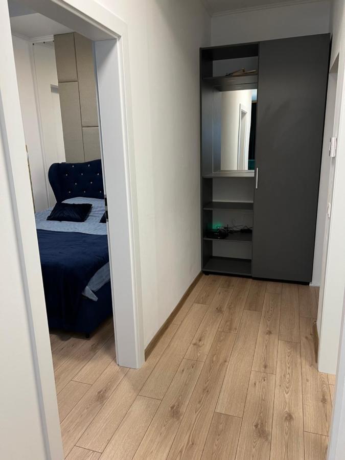 Huggo Apartment 35 Тиргу-Муреш Екстер'єр фото