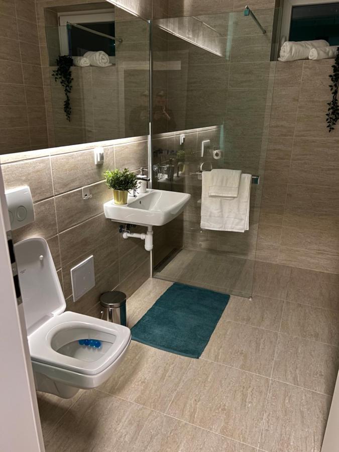 Huggo Apartment 35 Тиргу-Муреш Екстер'єр фото