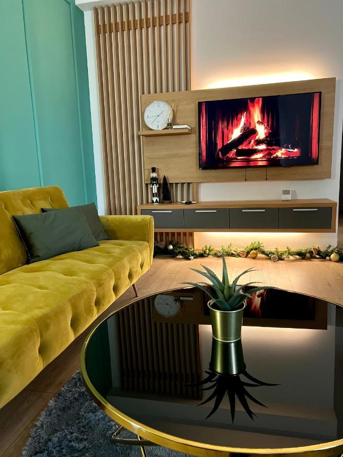 Huggo Apartment 35 Тиргу-Муреш Екстер'єр фото